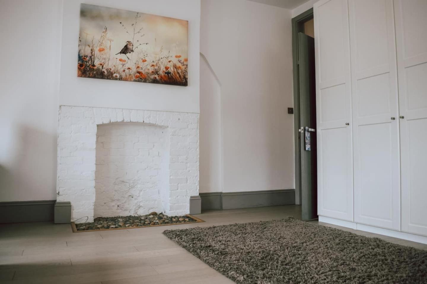 The Twickenham Apartment Near Strawberry Hill Exterior foto